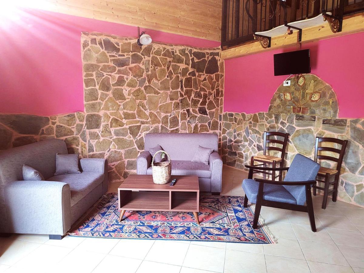 Villaggio Dei Balocchi Castelbuono  Extérieur photo